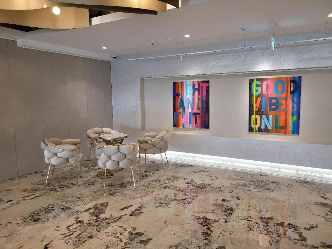 Art Apartment 布加勒斯特 外观 照片